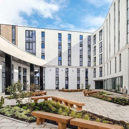 Destiny Student - Holyrood Hotel Edinburgh Ngoại thất bức ảnh